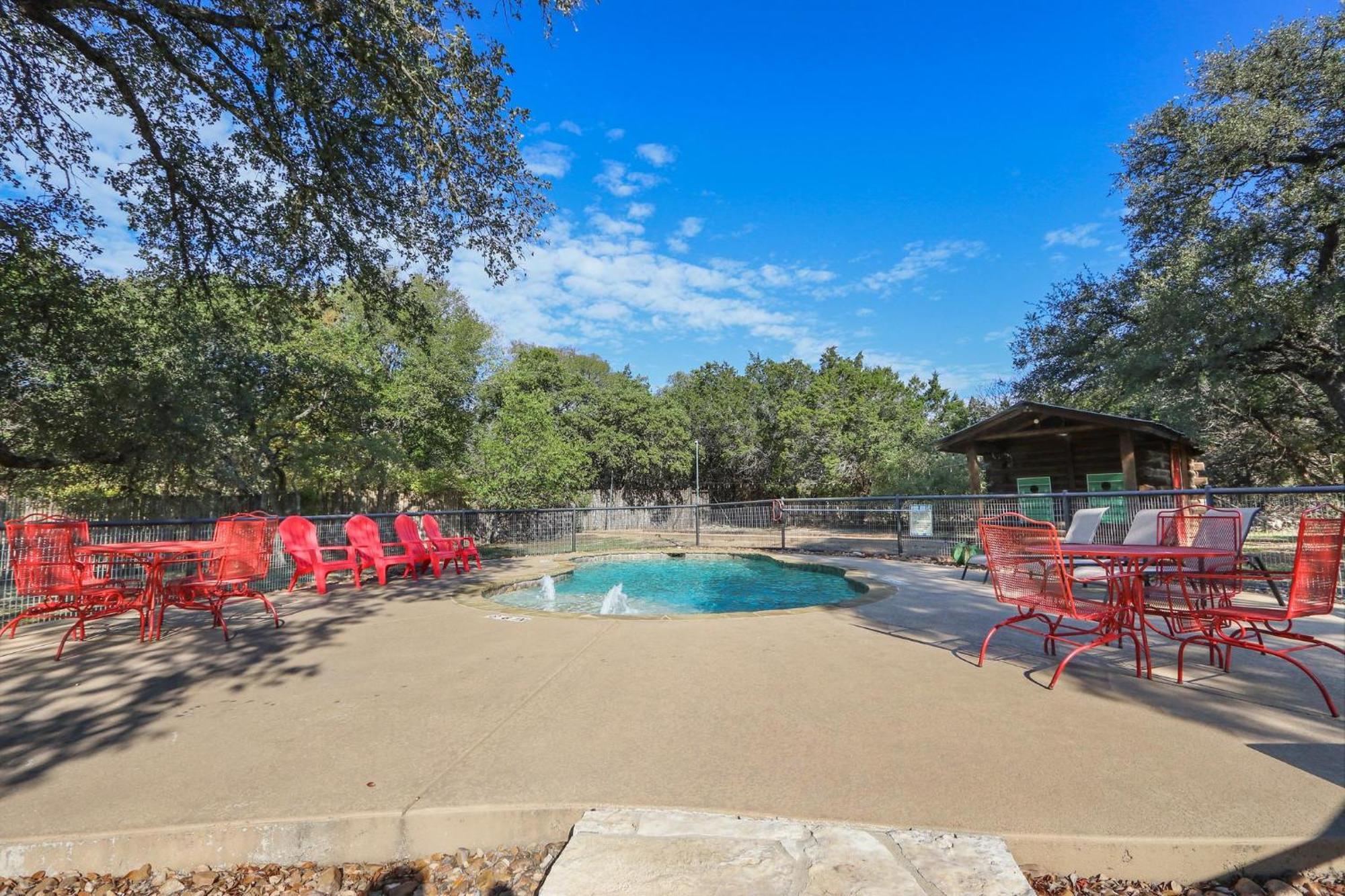 Wimberley Log Cabins Resort And Suites- Unit 5 מראה חיצוני תמונה