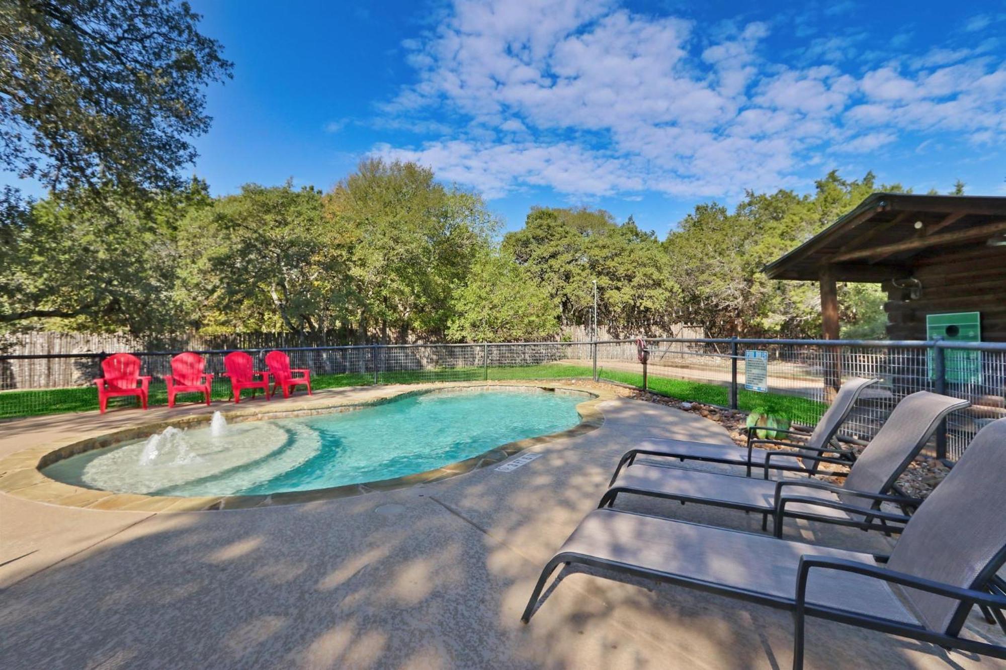 Wimberley Log Cabins Resort And Suites- Unit 5 מראה חיצוני תמונה